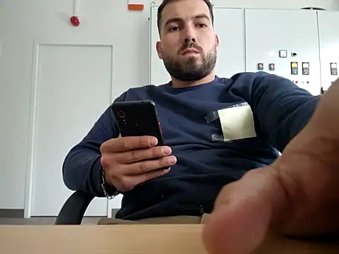 Leonormaldick online show from October 30, 2:07 pm