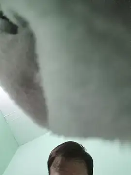 Luisf1267 online show from March 26, 2:48 am