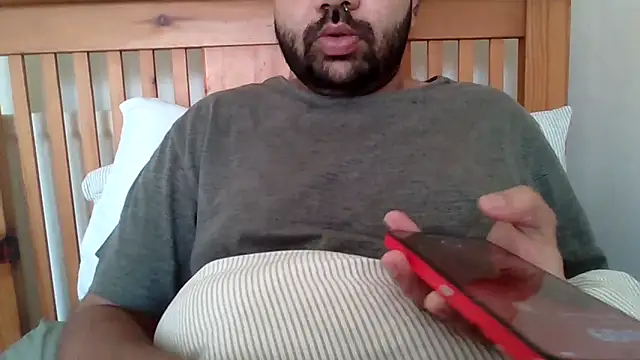 whoreboi98 online show from April 19, 9:09 am