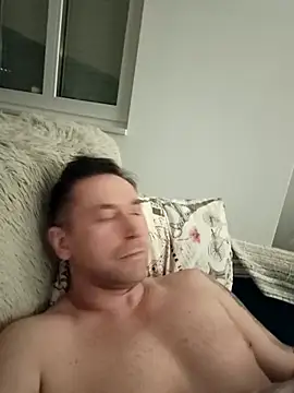 KolegaNudziarz online show from April 3, 11:23 pm