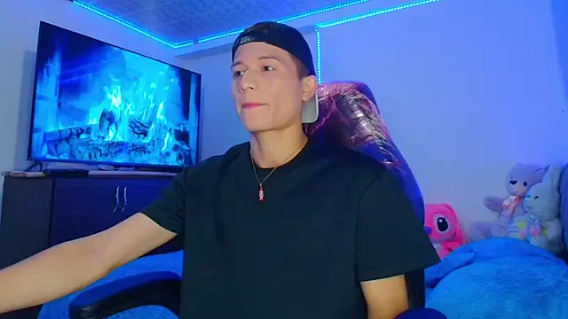 bryamer 19 online show from January 6, 1:53 am