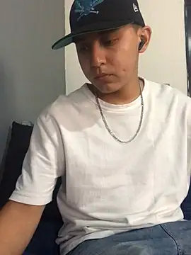 Slow Kmazutra online show from February 24, 8:47 pm