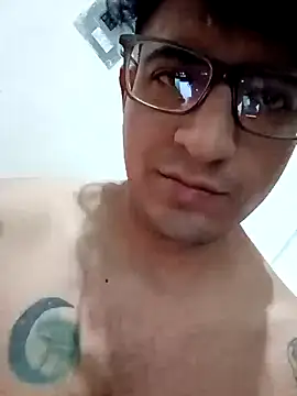 ale3J4a online show from February 22, 6:37 am