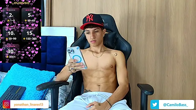  CamiloBass online show from January 16, 9:06 pm