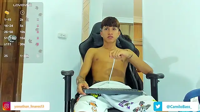  CamiloBass online show from December 20, 1:36 am