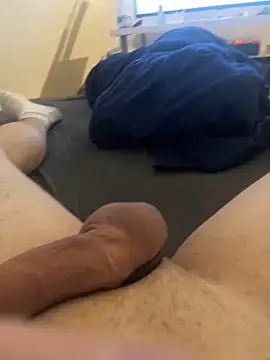 Snapshot of 18yogermann chatting on February 7, 8:31 pm 18yogermann online show from February 7, 8:31 pm