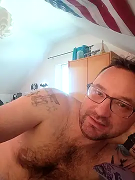 Fantaxx86 online show from April 25, 1:52 pm