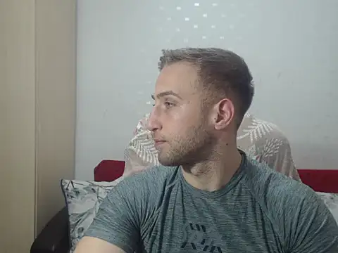 PrinceEagle online show from February 1, 8:18 pm