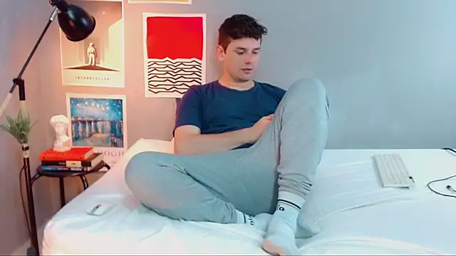 Elio555 online show from October 2, 10:47 pm