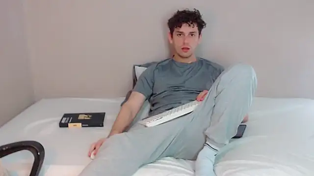 Elio555 online show from January 7, 11:56 pm