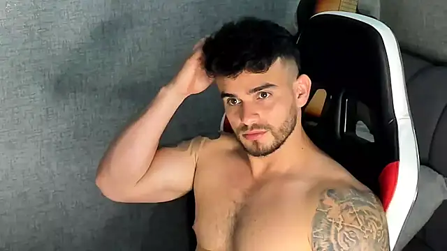 Ricardogo19 online show from October 6, 1:43 am