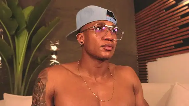 Logan Varela online show from February 27, 12:41 am