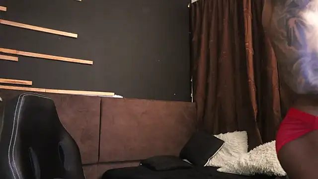 Logan Varela online show from January 13, 12:09 am