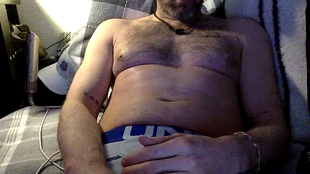 Stardrew123 online show from February 18, 11:35 pm