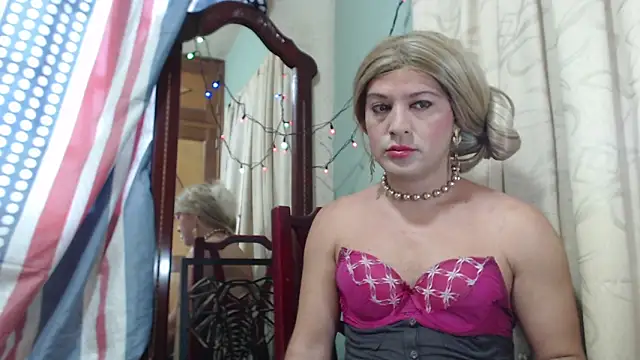 Bianca Vega online show from December 21, 2:15 pm