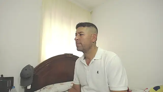 ambar jacksonn online show from September 22, 9:14 pm