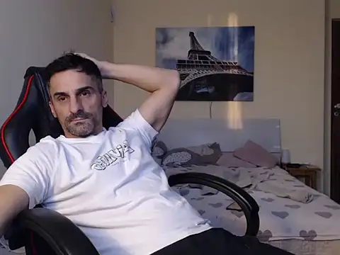 amydamarw online show from January 17, 2:20 pm