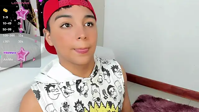 Snapshot of Seductivo_jr chatting on February 2, 3:43 am Seductivo jr online show from February 2, 3:43 am
