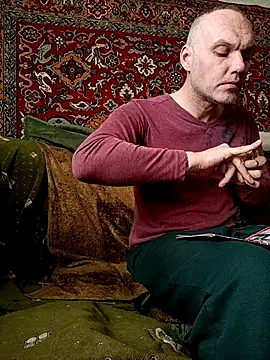 Pineapple04 online show from January 18, 8:49 am