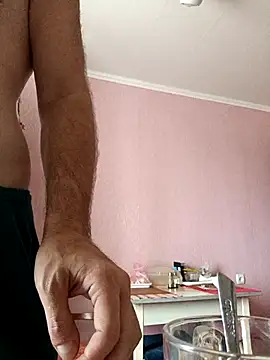 Pineapple04 online show from October 31, 9:12 am