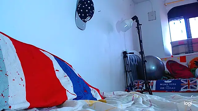 ADAM HOT online show from November 15, 8:55 pm