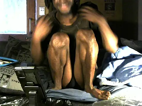 Hentaii001 online show from October 30, 4:58 am