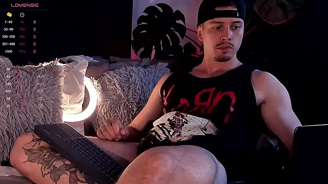 ADAM BOUTON  online show from December 21, 9:47 pm