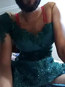 Hornylarka1 online show from July 5, 9:11 pm