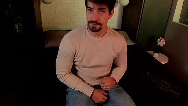 Ian Daviz online show from October 21, 12:30 pm