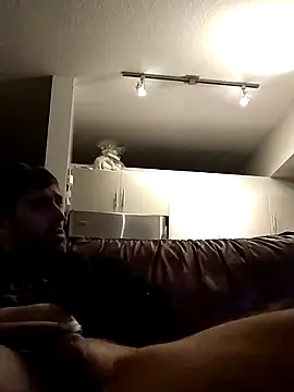 longthicknslick online show from December 12, 9:30 am