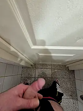 kisbiro77777 online show from February 1, 1:43 pm