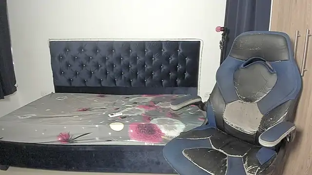  diegsz  online show from April 10, 1:29 pm