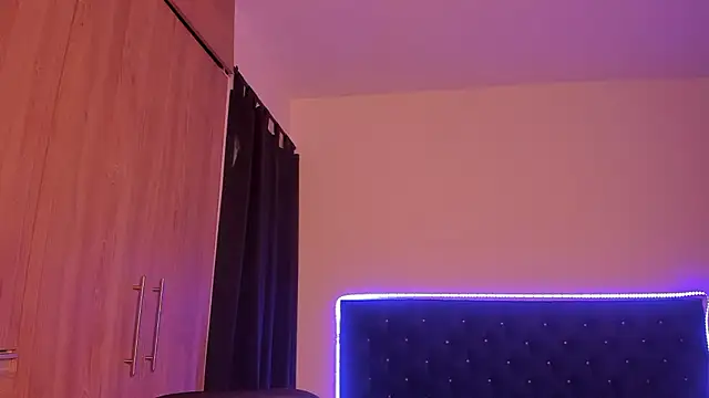  diegsz  online show from April 1, 11:56 am