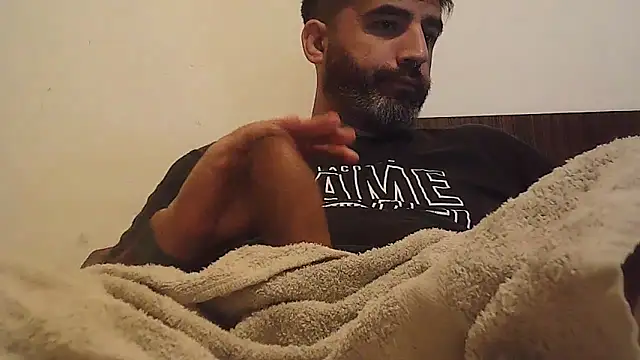 ozzypsico13 online show from April 24, 1:52 am