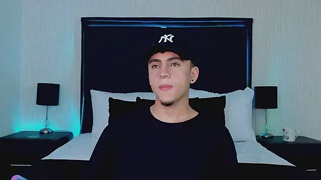 BrannTaylor online show from October 22, 12:31 pm