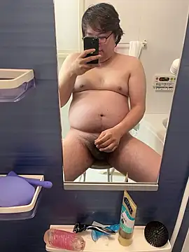 yuuki198912 online show from December 2, 7:39 pm