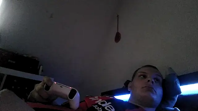 Nicolasjlhkjzl online show from April 17, 1:03 pm