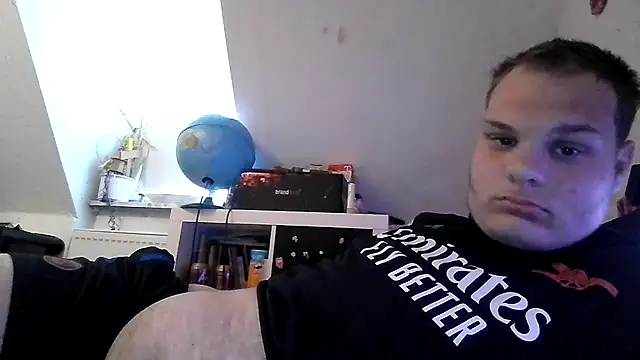 Nicolasjlhkjzl online show from July 4, 10:18 am