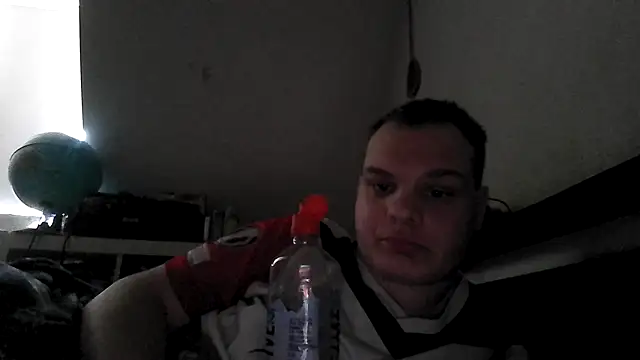 Nicolasjlhkjzl online show from April 2, 9:17 am