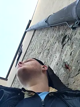 Nicolasjlhkjzl online show from April 8, 5:30 am