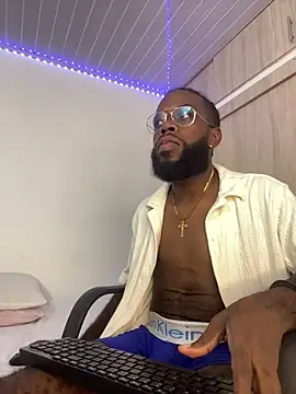 Jacksonking27 online show from February 17, 11:47 pm