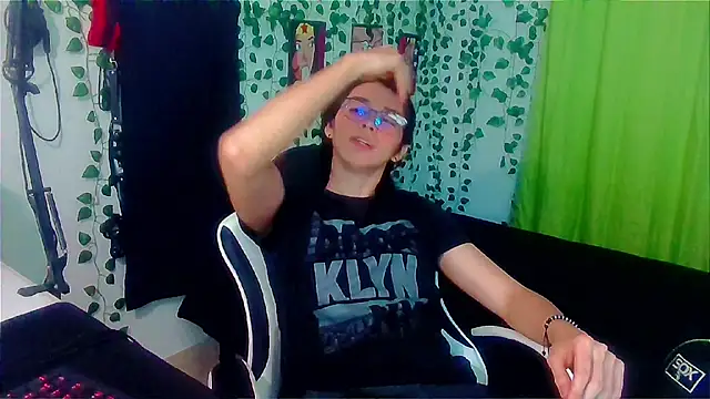 Andy gray online show from September 21, 3:56 pm