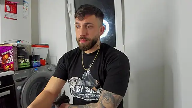 LoveIsBlind  online show from April 20, 7:27 pm