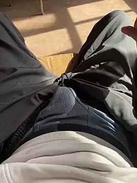 josle24 online show from November 19, 5:46 pm