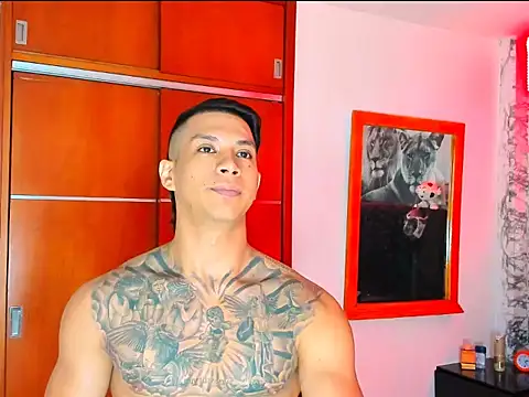 Aaron Toy online show from January 6, 8:46 pm