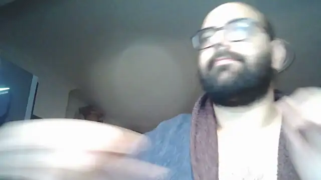 manokiitoo online show from March 28, 10:15 am