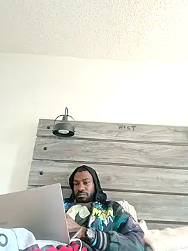 Snapshot of Mcoleman4642 chatting on November 1, 5:28 pm Mcoleman4642 online show from November 1, 5:28 pm