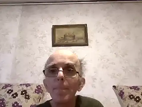 mariusica1xh online show from December 25, 7:46 am