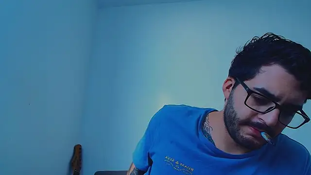 thomas gun online show from March 16, 1:04 pm