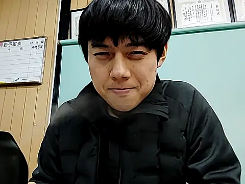 whitebriefboy online show from February 26, 5:14 pm